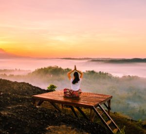 body-clouds-early-morning-823694 body-clouds-early-morning-823694