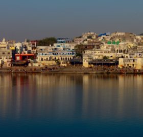 Ghats of Pushkar - Divi Journeys Ghats of Pushkar - Divi Journeys